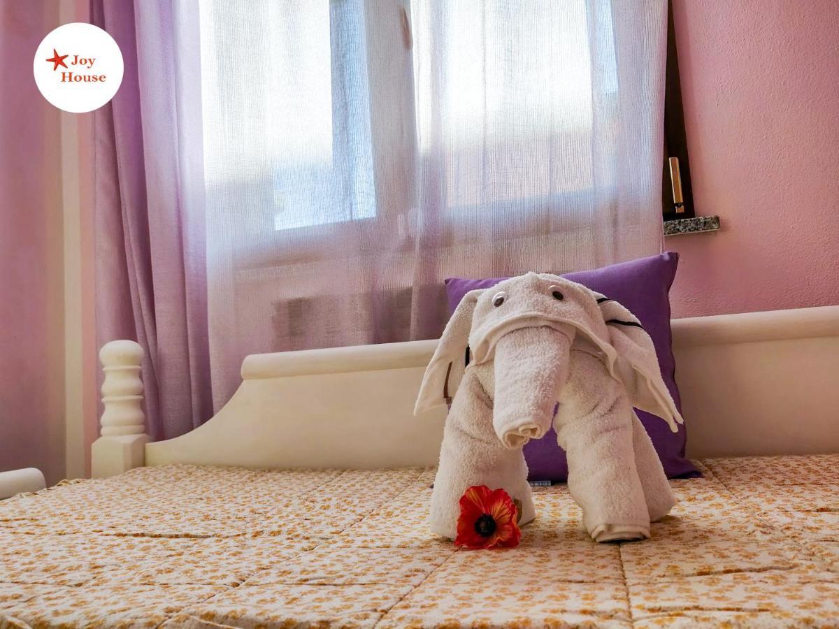 Joy House * Porto Torres